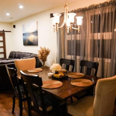 Nice And Cozy. Sleeps 5. Apartamento Chicago Exterior foto