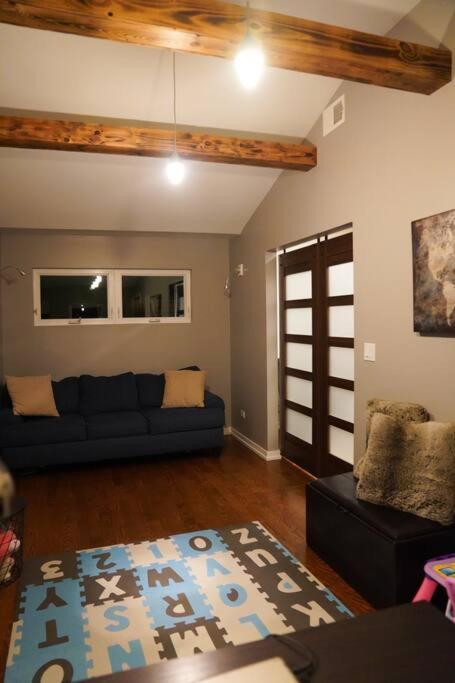 Nice And Cozy. Sleeps 5. Apartamento Chicago Exterior foto