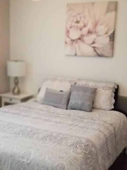 Nice And Cozy. Sleeps 5. Apartamento Chicago Exterior foto